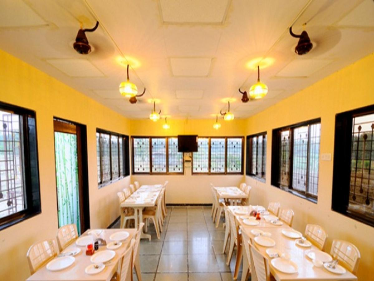 Tigers Heaven Resort Chimur 外观 照片